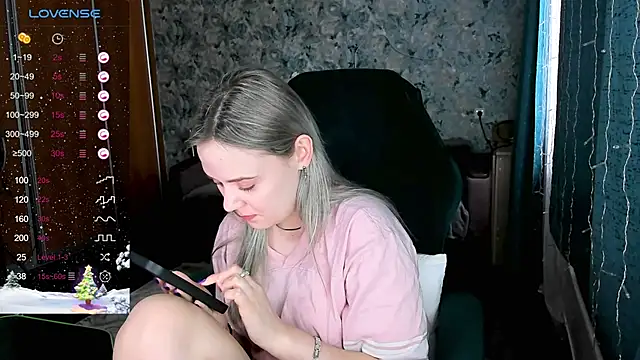 Your small bunny online show from January 21, 2025, 7:26 am