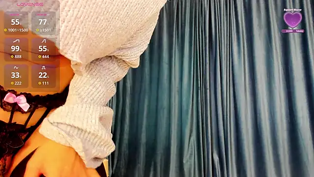 LaurynCopper online show from October 10, 2025, 6:12 am