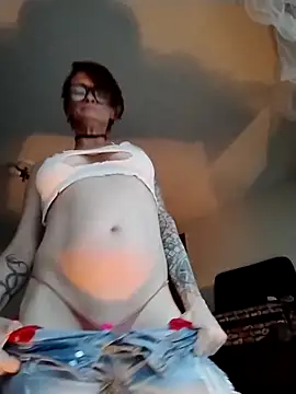 ivylee31 online show from March 18, 2025, 12:05 am