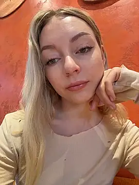 Snapshot of melissa_grr chatting on May 9, 2026, 12:32 pm melissa grr online show from May 9, 2026, 12:32 pm