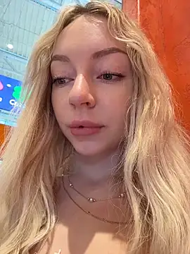 Snapshot of melissa_grr chatting on June 12, 2026, 1:32 pm melissa grr online show from June 12, 2026, 1:32 pm