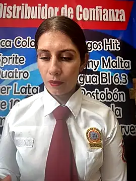 Alysson-- online show from November 7, 2025, 4:07 pm