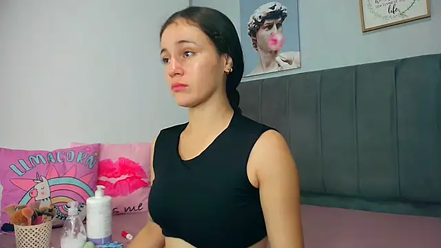 Snapshot of naughtyloverss chatting on February 10, 2026, 12:53 pm naughtyloverss online show from February 10, 2026, 12:53 pm