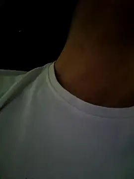 Snapshot of Ale_smash chatting on February 14, 2025, 4:52 pm Ale smash online show from February 14, 2025, 4:52 pm