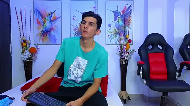 Ana n Leo online show from December 12, 2024, 12:01 pm