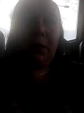 Snapshot of sara_pineros chatting on December 6, 2024, 9:35 pm sara pineros online show from December 6, 2024, 9:35 pm