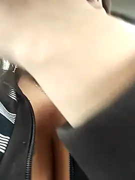 Snapshot of sara_pineros chatting on February 17, 2025, 3:53 pm sara pineros online show from February 17, 2025, 3:53 pm