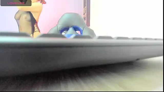 gwen ashly online show from March 13, 2025, 10:10 pm