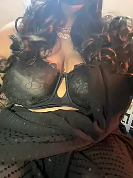 Snapshot of SnehaRai chatting on February 10, 2025, 3:53 pm SnehaRai online show from February 10, 2025, 3:53 pm