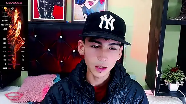 ttimy x boy online show from February 21, 2025, 8:38 pm