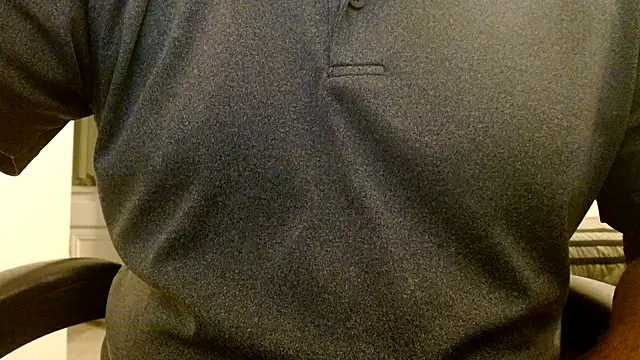 GirthBullger4You online show from October 8, 2025, 4:32 am