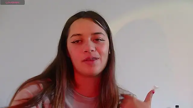 Snapshot of Miss_oliviaa chatting on January 26, 2025, 8:34 pm Miss oliviaa online show from January 26, 2025, 8:34 pm