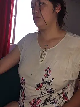 Snapshot of Miss_oliviaa chatting on October 30, 2025, 5:02 pm Miss oliviaa online show from October 30, 2025, 5:02 pm