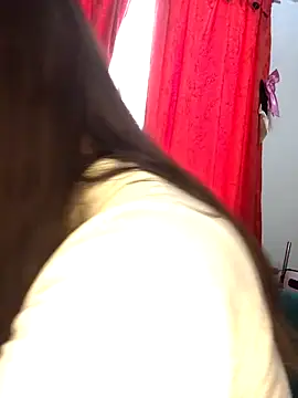 Snapshot of Miss_oliviaa chatting on November 12, 2025, 1:44 pm Miss oliviaa online show from November 12, 2025, 1:44 pm