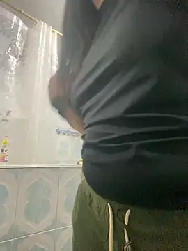 Miss oliviaa online show from February 24, 2026, 11:03 pm