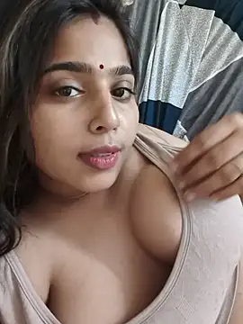 Snapshot of Sweet-Rani chatting on June 21, 2026, 4:31 pm Sweet-Rani online show from June 21, 2026, 4:31 pm