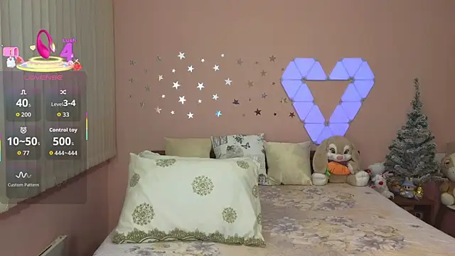  Loves  online show from November 10, 2025, 7:13 pm