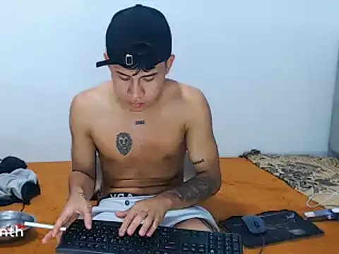 logannth online show from December 14, 2024, 10:34 am