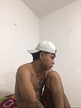 logannth online show from November 6, 2025, 9:05 pm