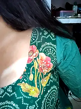 Snapshot of cutepragya2 chatting on May 5, 2026, 9:17 am cutepragya2 online show from May 5, 2026, 9:17 am