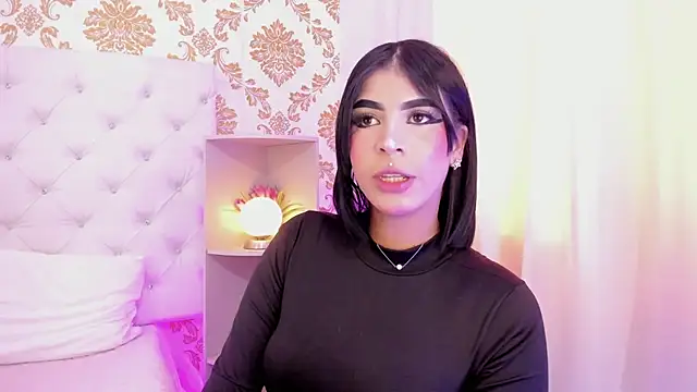 emaa lambert online show from December 1, 2025, 5:07 pm