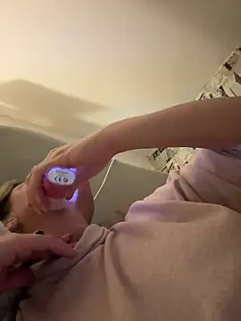 Snapshot of persiannqueen chatting on February 19, 2025, 10:42 pm persiannqueen online show from February 19, 2025, 10:42 pm