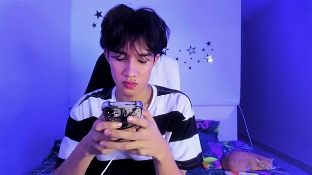 Johhan  Lee online show from December 22, 2025, 3:36 am