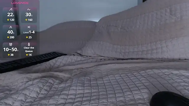 Aaron Tate online show from December 14, 2024, 12:33 am