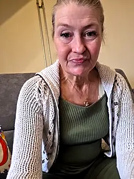 lisalustjouw online show from March 11, 2026, 1:17 pm