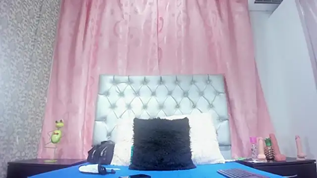 veneno hot online show from November 28, 2025, 1:03 pm