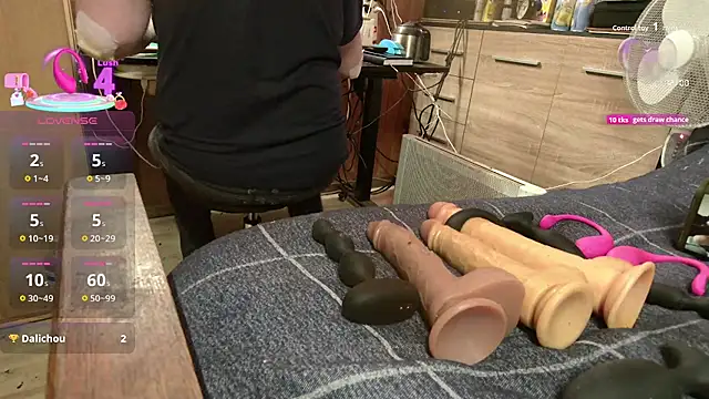 misteryman1956 online show from October 4, 2025, 9:07 am