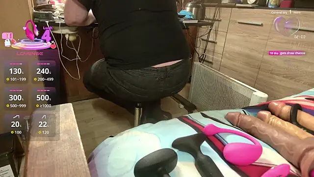 misteryman1956 online show from November 4, 2025, 9:58 pm