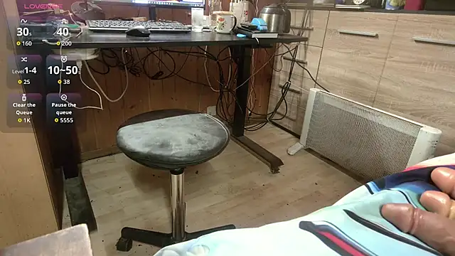 misteryman1956 online show from November 5, 2025, 10:04 am