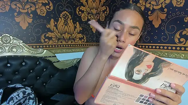 Snapshot of sheyla_sweet18 chatting on February 10, 2025, 11:45 pm sheyla sweet18 online show from February 10, 2025, 11:45 pm