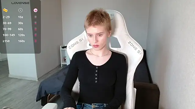 LizaKisses online show from March 4, 2026, 6:19 am