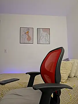 Snapshot of VictoriaEvaans_ chatting on December 24, 2024, 10:17 pm VictoriaEvaans online show from December 24, 2024, 10:17 pm