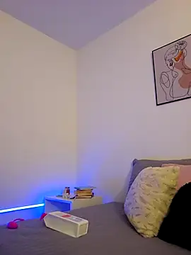 Snapshot of VictoriaEvaans_ chatting on October 15, 2025, 11:16 pm VictoriaEvaans online show from October 15, 2025, 11:16 pm