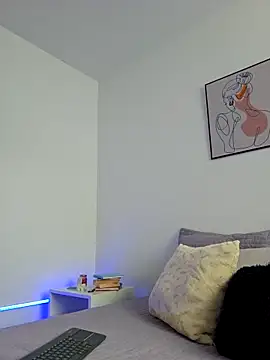 Snapshot of VictoriaEvaans_ chatting on October 16, 2025, 10:11 pm VictoriaEvaans online show from October 16, 2025, 10:11 pm