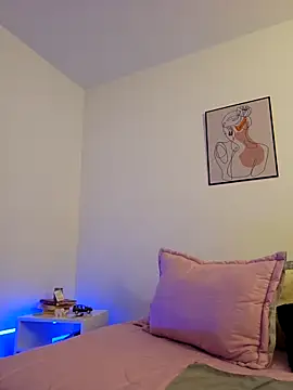 Snapshot of VictoriaEvaans_ chatting on November 5, 2025, 9:48 pm VictoriaEvaans online show from November 5, 2025, 9:48 pm