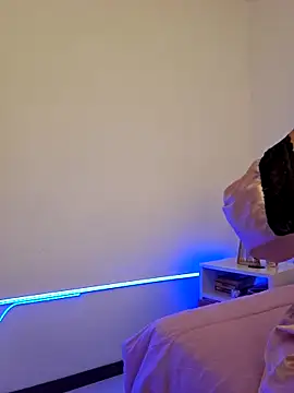 Snapshot of VictoriaEvaans_ chatting on December 2, 2025, 9:54 pm VictoriaEvaans online show from December 2, 2025, 9:54 pm