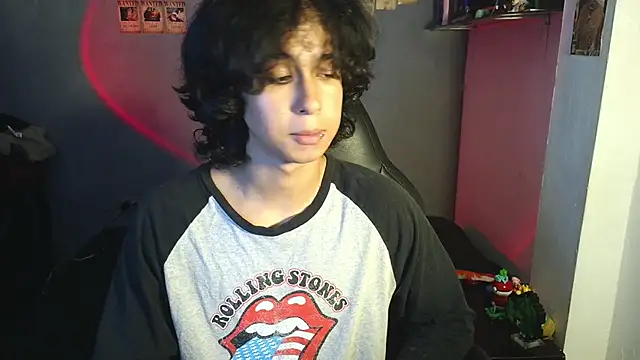 Snapshot of kairozz chatting on February 8, 2025, 6:12 pm kairozz online show from February 8, 2025, 6:12 pm