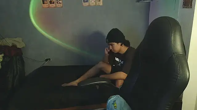 Snapshot of kairozz chatting on February 9, 2025, 12:28 am kairozz online show from February 9, 2025, 12:28 am