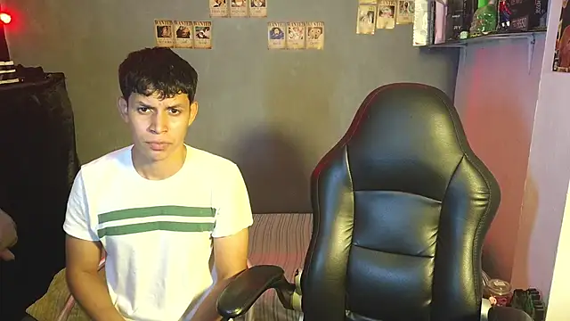 Snapshot of kairozz chatting on March 21, 2025, 12:17 pm kairozz online show from March 21, 2025, 12:17 pm