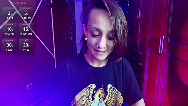 NatashaMason  online show from January 29, 2025, 5:45 pm