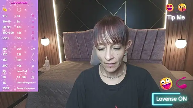 NatashaMason  online show from May 13, 2026, 7:22 pm