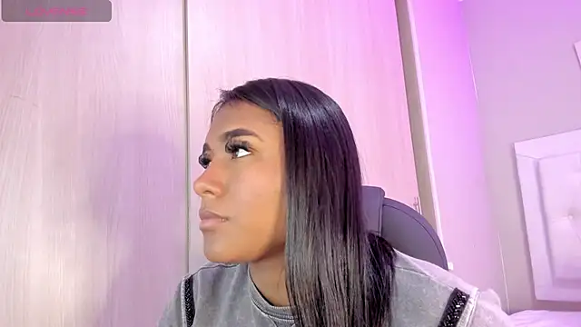 nicole  parker1 online show from June 2, 2026, 2:19 pm