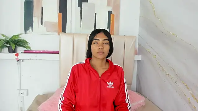 julieta aguilar1 online show from December 1, 2025, 7:30 pm