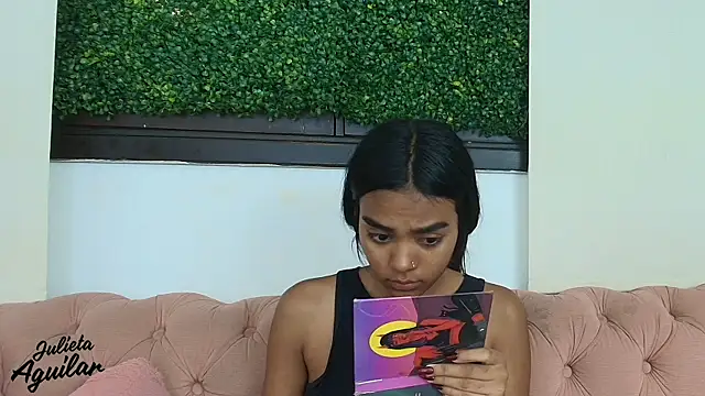 julieta aguilar1 online show from April 10, 2026, 9:19 pm