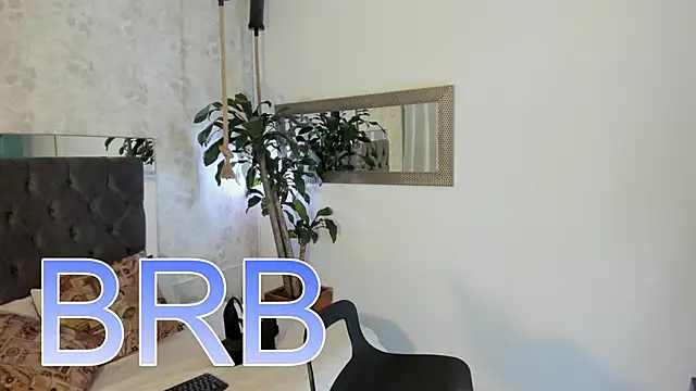 Snapshot of pixy_20 chatting on December 23, 2024, 2:35 am pixy 20 online show from December 23, 2024, 2:35 am