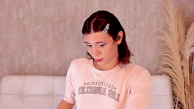 Snapshot of pixy_20 chatting on September 12, 2025, 3:28 am pixy 20 online show from September 12, 2025, 3:28 am